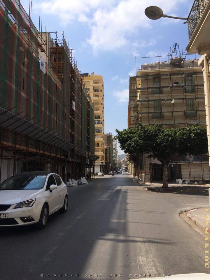 ORAN RUE D ARZEW ET PLACE DOC JOUTY (2).jpg